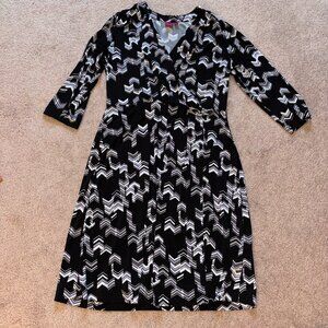 Black and White Stretchy Geometric Print Faux Wrap Career Dress L